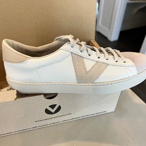 Victoria Berlin Trainers